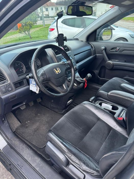 Honda CR-V  conforto,espaço e fiabilidade
