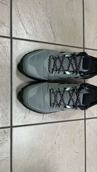Кросівки Adidas Terrex Gore-Tex 45 р.