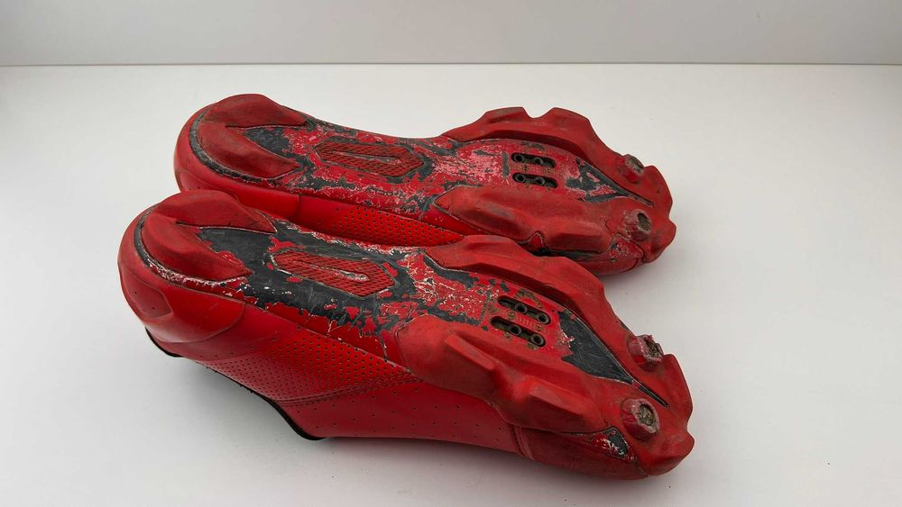 Buty rowerowe Bontrager XXX LTD MTB red 44 OCLV carbon
