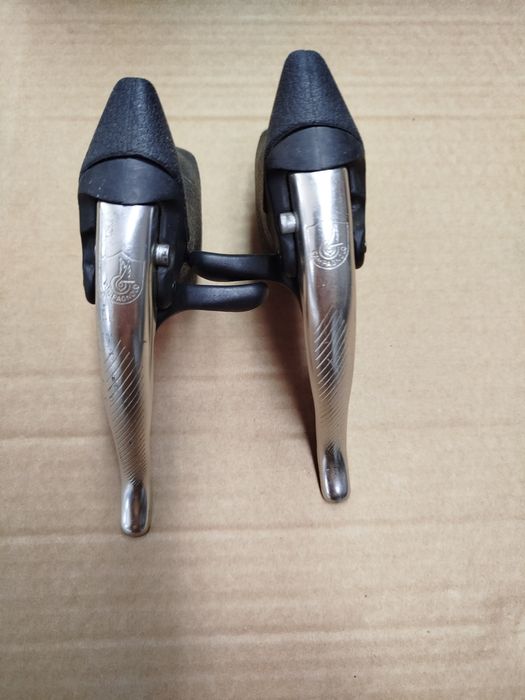 Ergopower Campagnolo de 9 velocidades