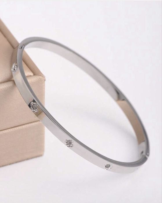 Pulseira de aço oxidante