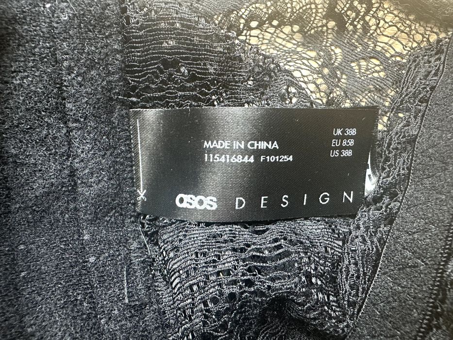 Asos czarny koronkowy piękny 85 B