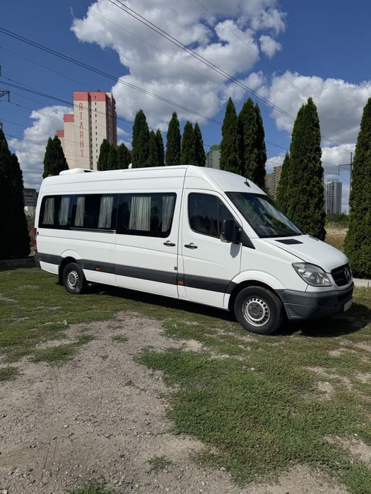 Mercedes Benz Sprinter 2013