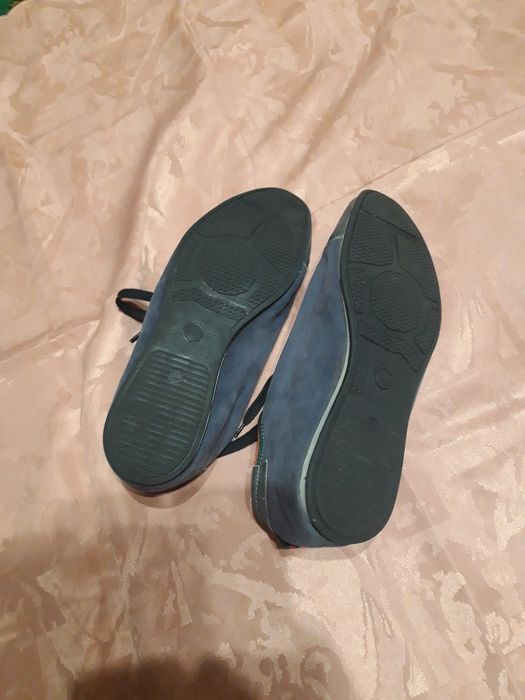 Спортивные фирмовые туфли-мокасины