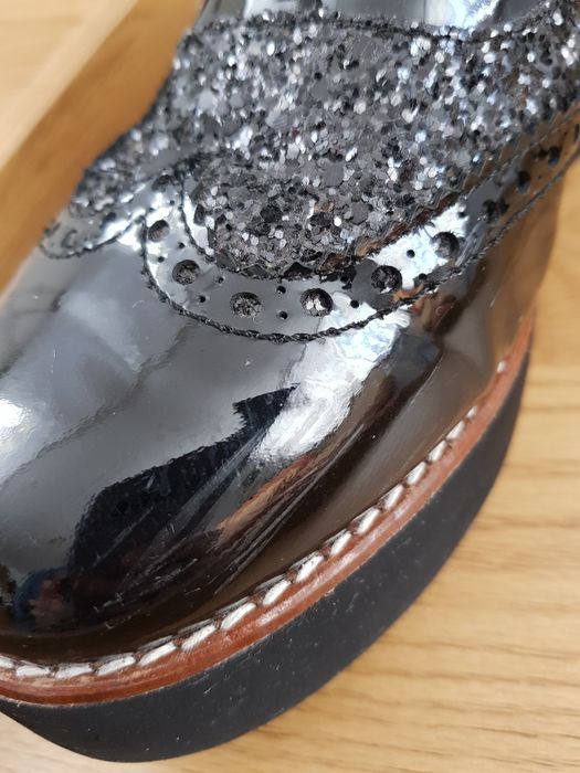 Wittchen buty półbuty eleganckie skóra sznurówki