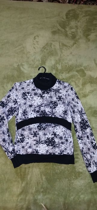 Кофта для годування