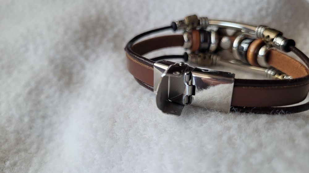 Bransoleta z motylkiem