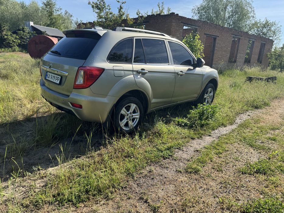 LIFAN X60 на базі RAV4