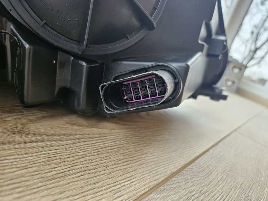 Фары Volkswagen Tiguan 2012-2018 ксенон/галоген