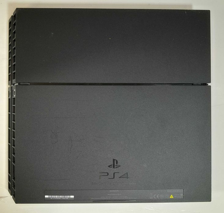 Konsola PS$ 500GB + pad + okablowanie