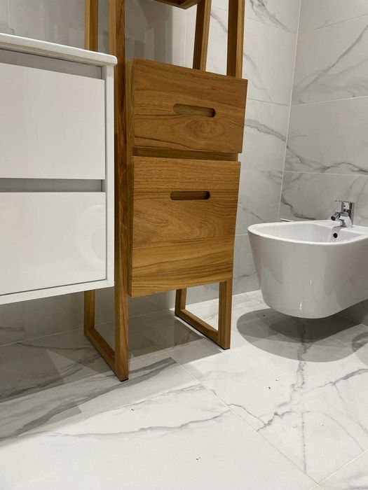 Armário de Casa-de-Banho em Carvalho