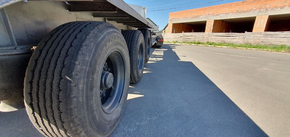 Продам Рено магнум контейнеровоз