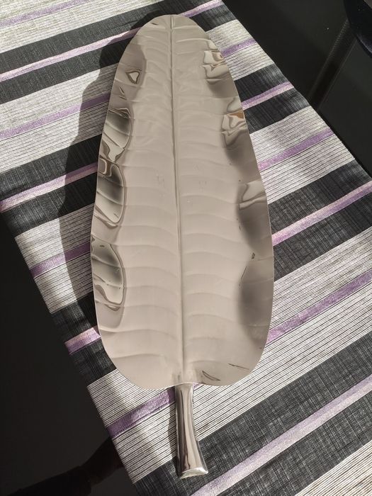 Folha decoração inox 70 cm x 23 cm impecável