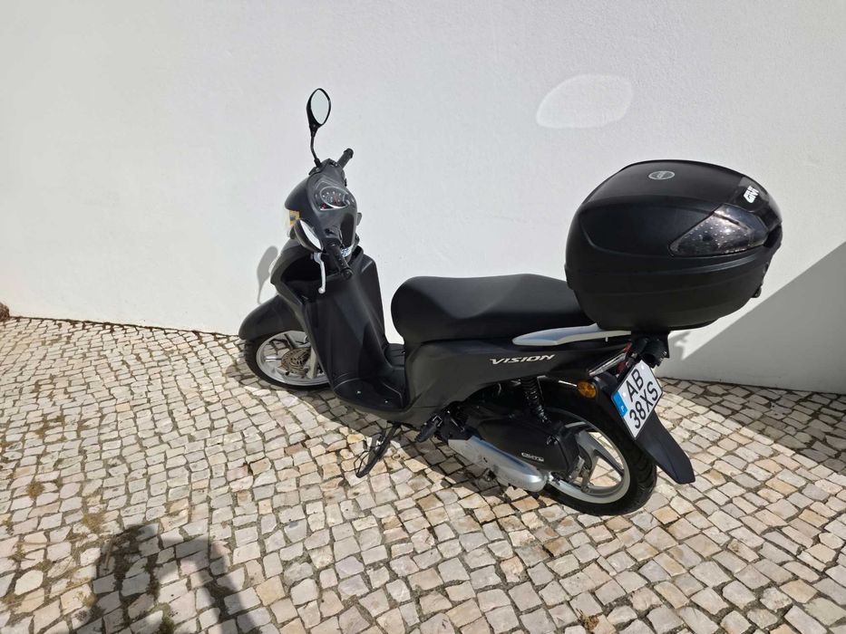 Onda Vision 110cc - Excelentes Condições + Capacetes + Rack