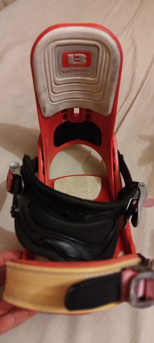 Сноуборд Bataleon Enemy. Крепления Barton.