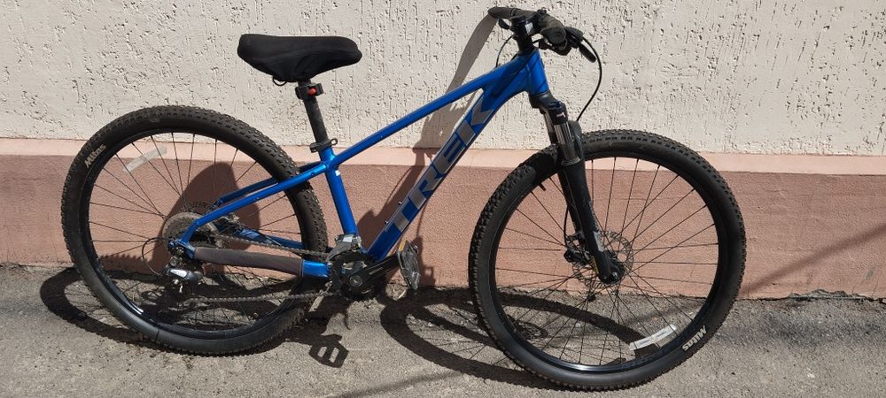Продам Trek marlin 6 27,5 2021