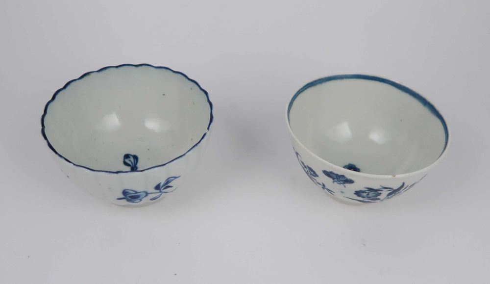 Par de taças em porcelana de Worcester Séc. XVIII
