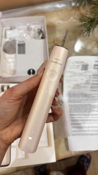 Електрична зубна щітка Philips Sonicare 9900 Prestige SenseIQ