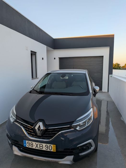 Captur como Novo | 2019 |  LED