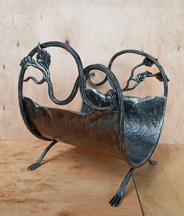 Подставка для дров. Дровница