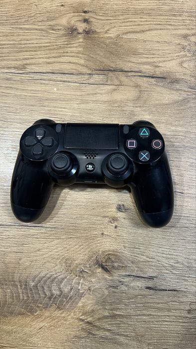 >>Pad ps4 Sony w pelni sprawny