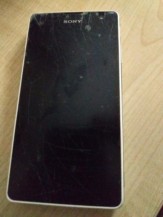 Sony Xperia старий