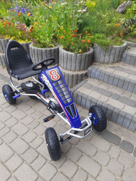 Traktor na pedały