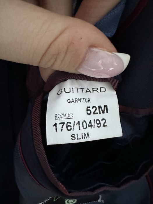 Granatowy gatnitur meski Guittard