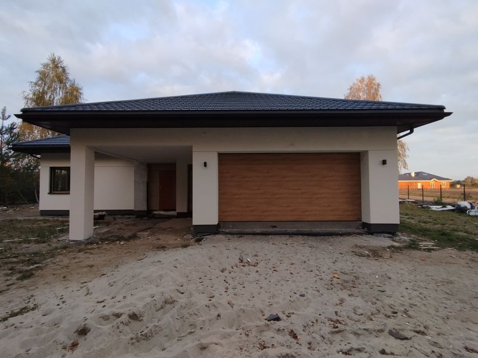 Elewacje docieplenia tynki podbitka