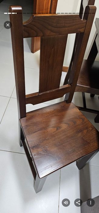 Mesa madeira maciça + 6 cadeiras