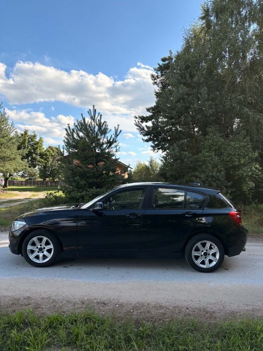 BMW seria 1 manual 114i  4 drzwi