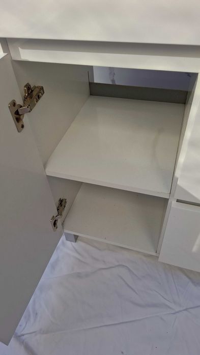 Móvel com misturadora inc.