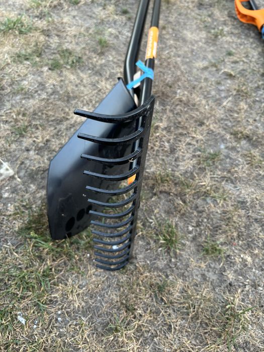 Лопата fiskars solid граблі комплект штикова