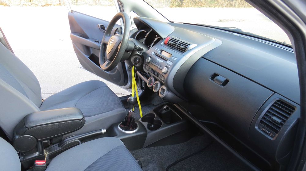 piekna swieżo sprowadzona stan idealny zarejestrowana