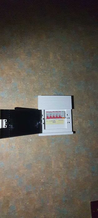 Продам 2 -х кімнатну квартиру м. Зміїв