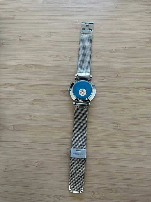 Relógio Prateado Hannah Martin