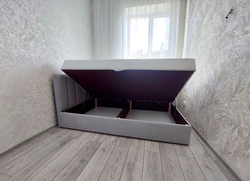 Кутові ліжка з підйомним механізмом і матрацом.  Кровать.