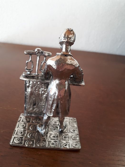 Boneco de estanho 95% Farmacêutica