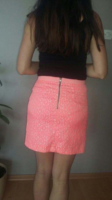Spódnica rożowa M