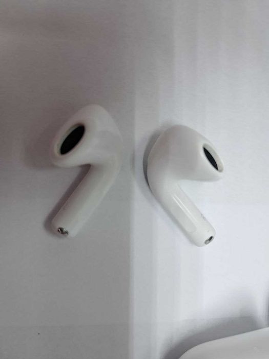 Наушники TWS Apple AirPods 4 ANC (MXP93ZE/A)