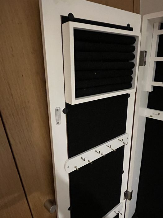 espelho com arrumação