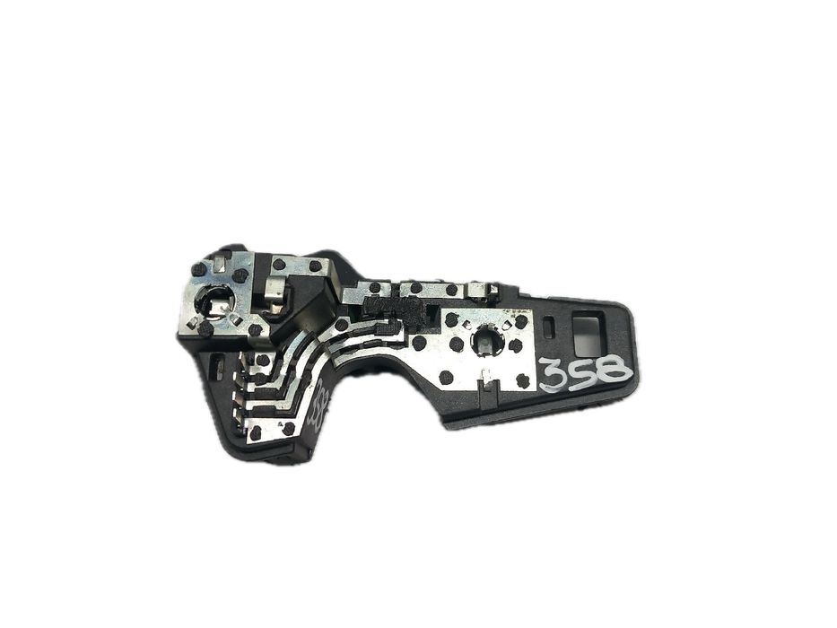 Suporte lâmpada esquerdo AUDI A3 (8V1, 8VK)