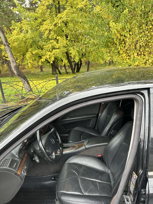 Продам Mercedes W211