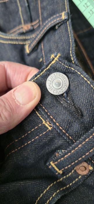 Levis 501.  L.29 W.32