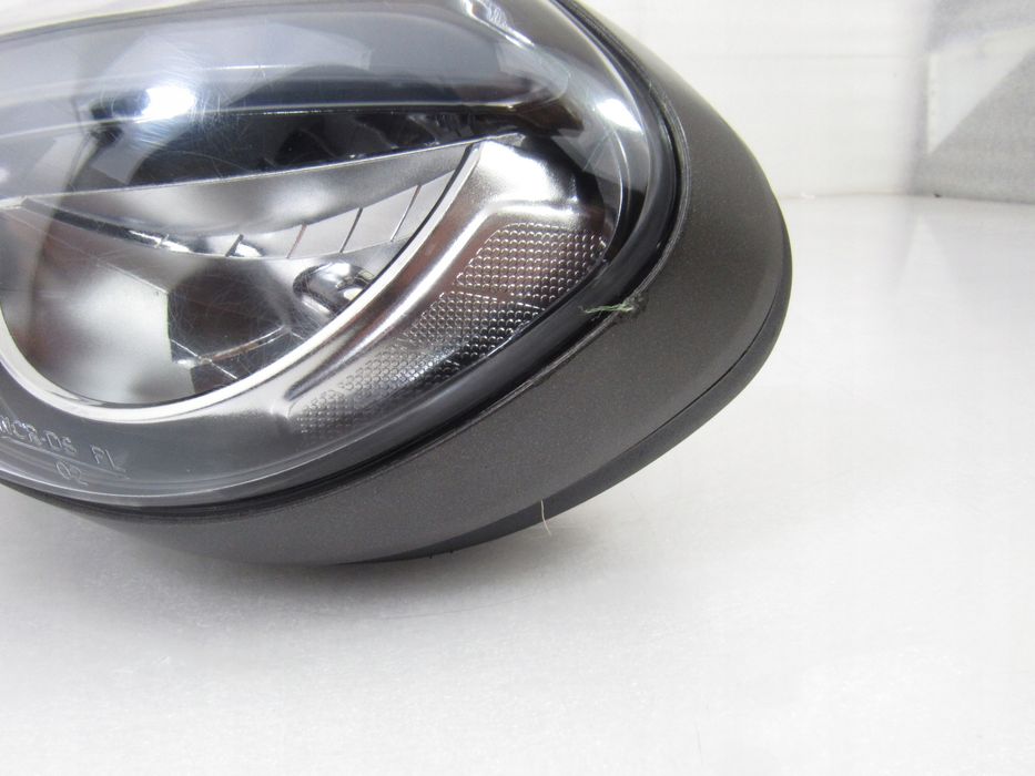 lampa przód / reflektor triumph street triple 765 rs