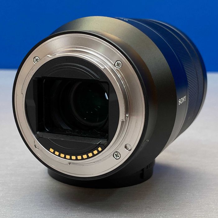 Sony Zeiss FE 24-70mm f/4 ZA OSS T*