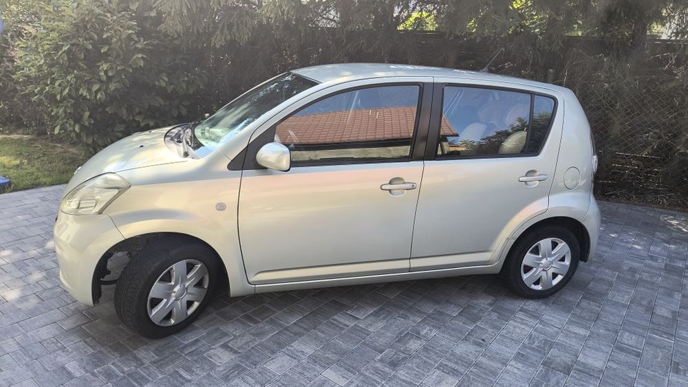 Daihatsu sirion 2006 sprzedam