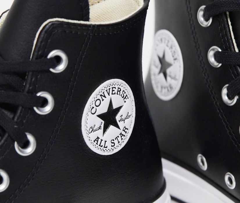 Sapatilhas Converse em pele