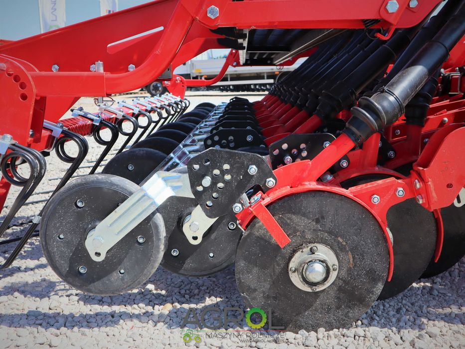 Siewnik zbożowy dwutalerzowy nawozowy ścieżki Ozdoken Pertum S300 F300