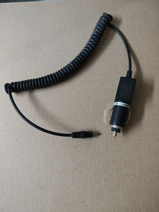 Ładowarka samochodowa gruby bolec do Nokii sprawna